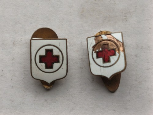 Distintivo croce rossa con - n.2,
